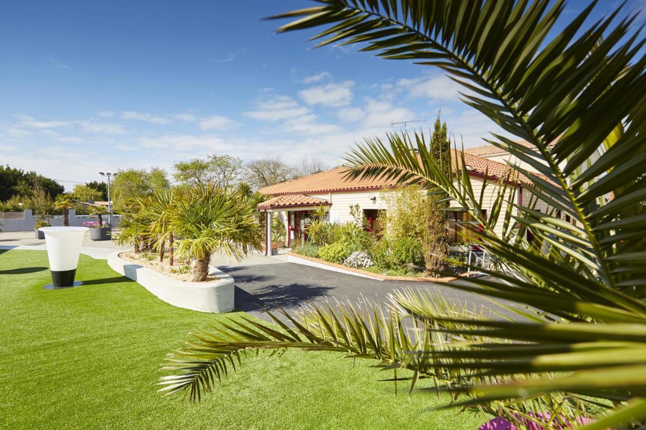 Camping Sunissim Le Bel Air 5 Stars By Locatour Les Sables-d'Olonne Exterior photo